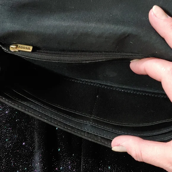 Fossil Leopard Leather Large Wallet - Picture 9 of 16